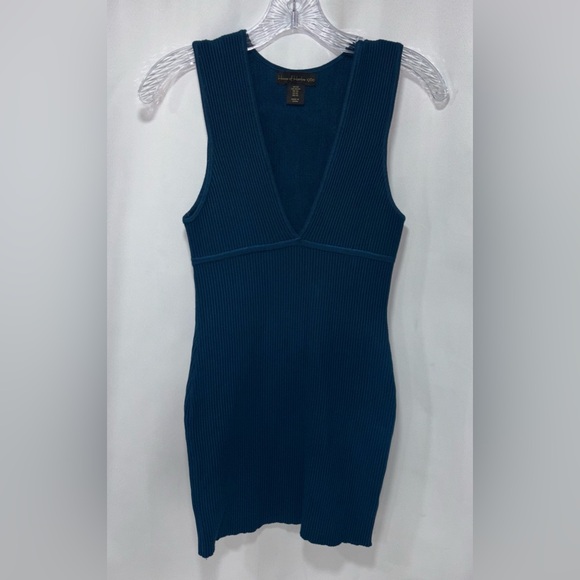 House of Harlow 1960 Luxe Essentials Ribbed Knit V-Neck Mini Dress - Picture 1 of 5